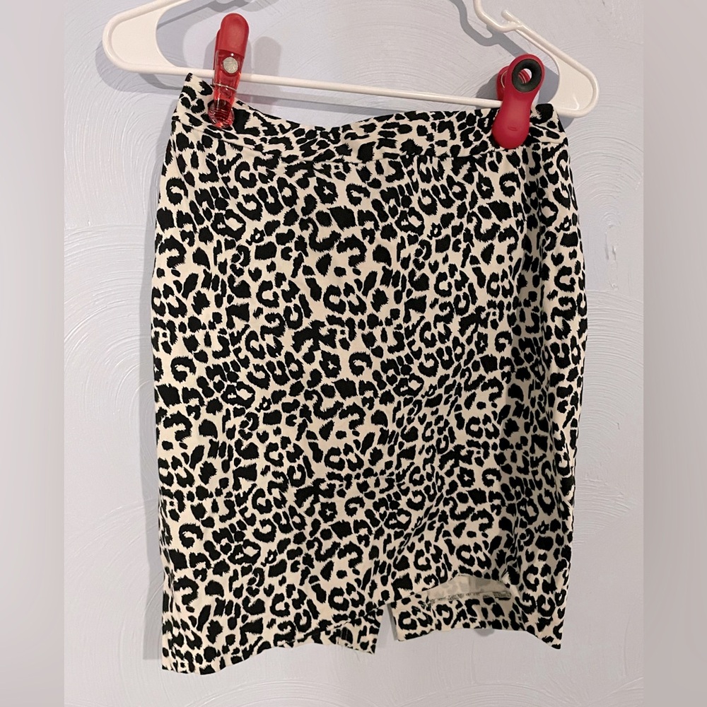 Women’s Ann Taylor Size 8 Petite Leopard Print Pencil Skirt